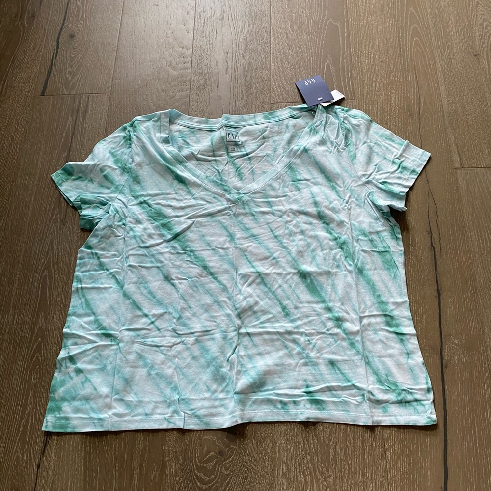 Gap organic cotton tie-dye tee